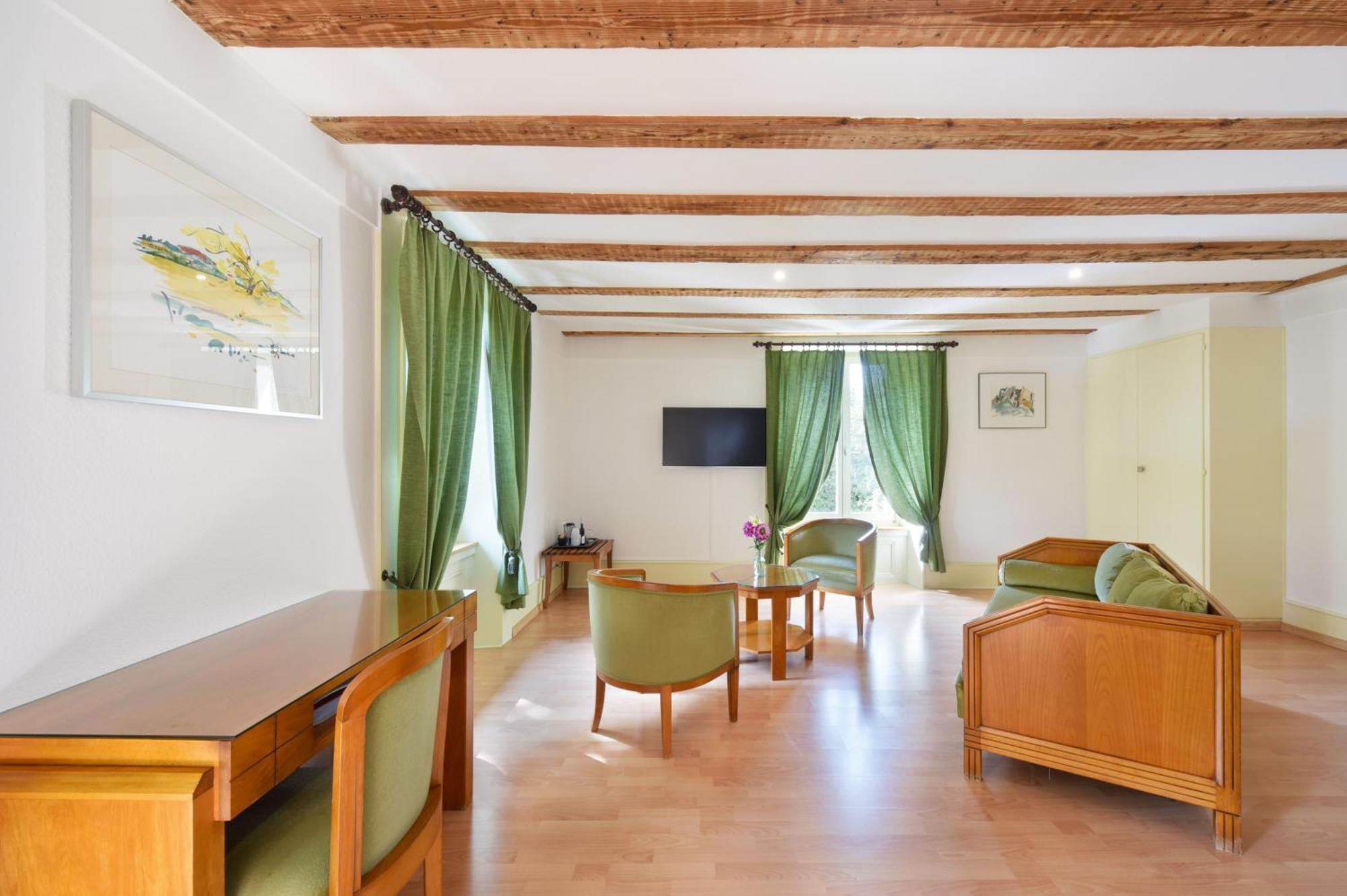 Hotel De L'Aigle Couvet Pokój zdjęcie