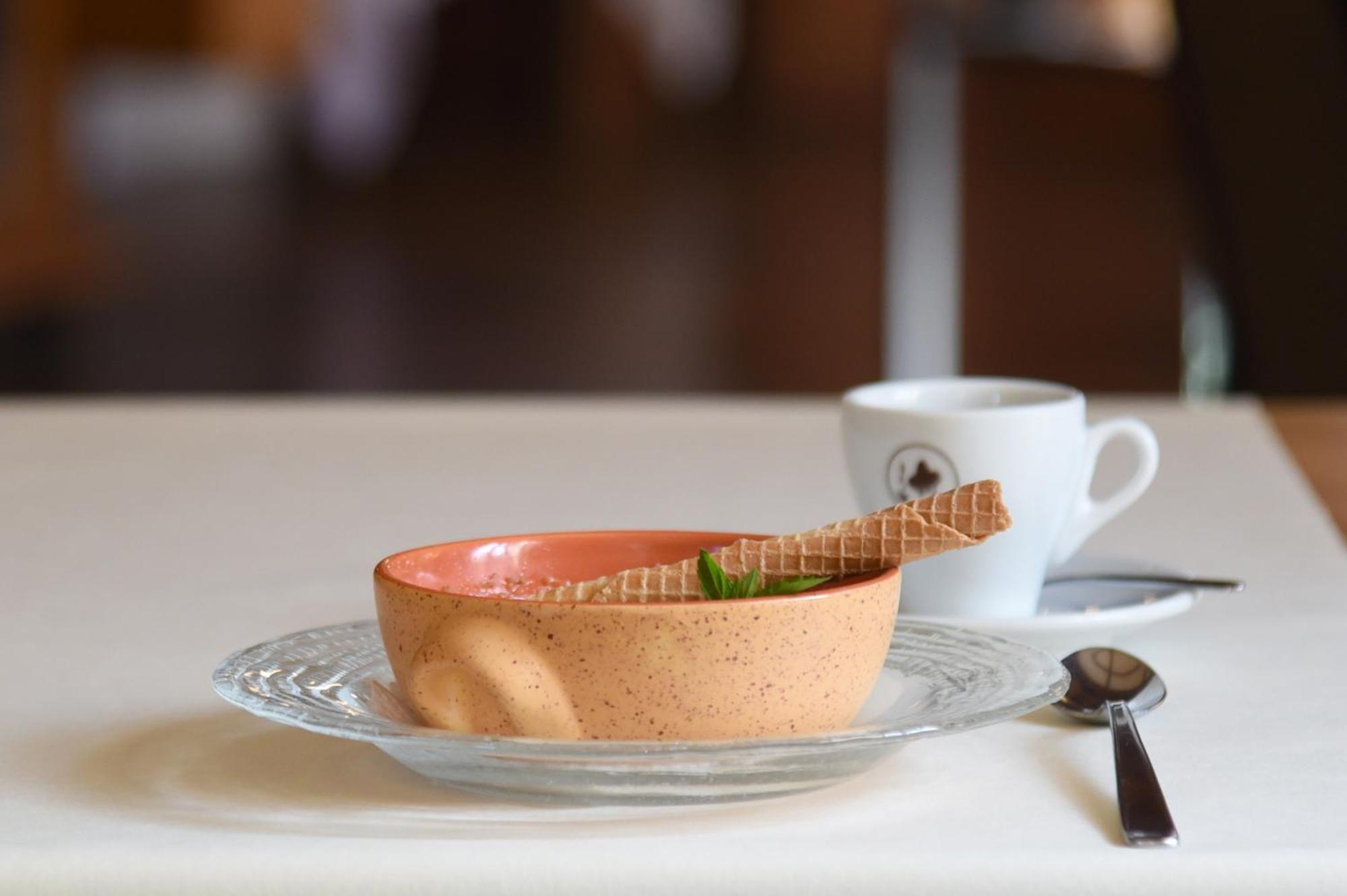 Hotel De L'Aigle Couvet Zewnętrze zdjęcie