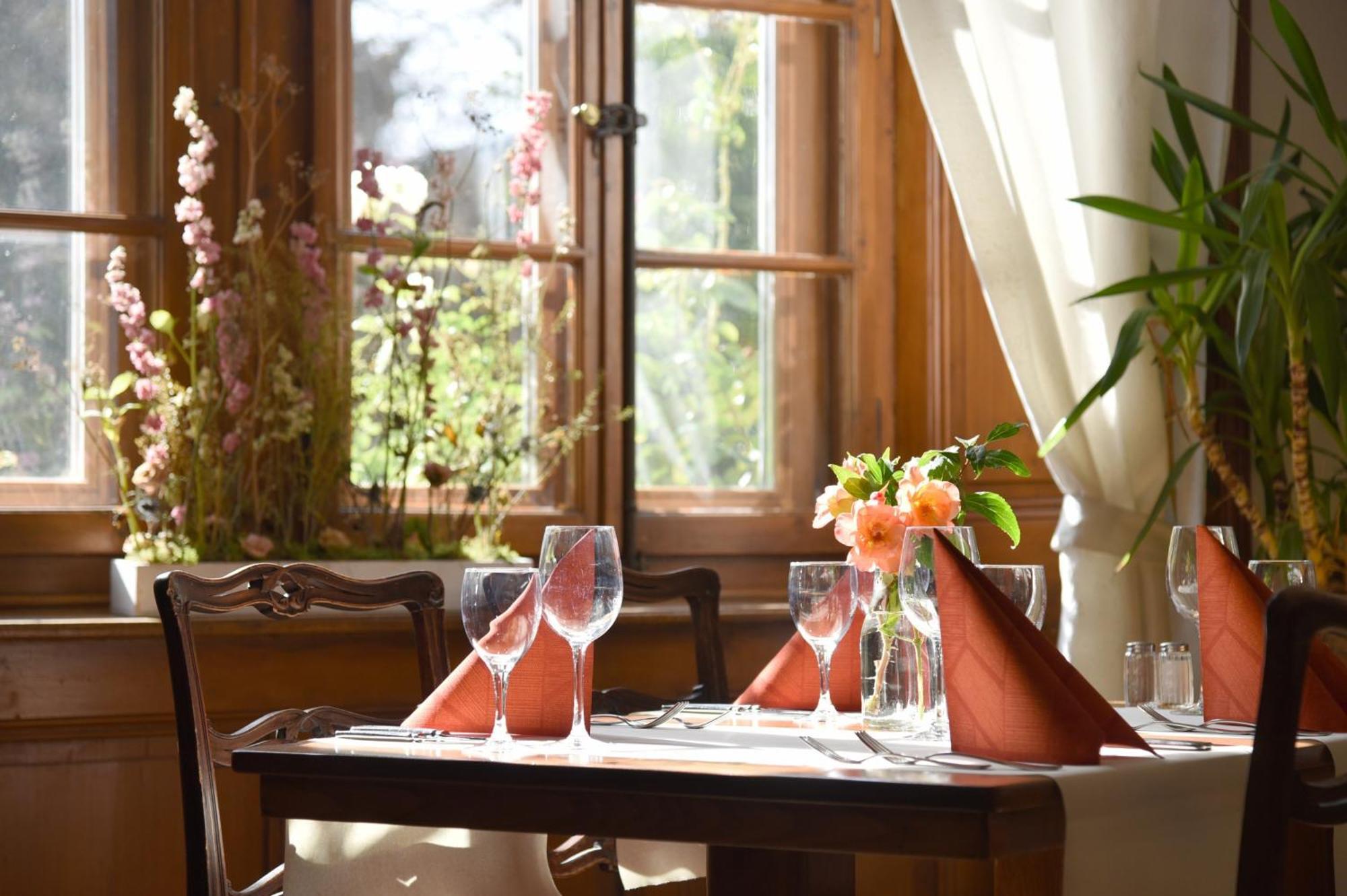 Hotel De L'Aigle Couvet Zewnętrze zdjęcie