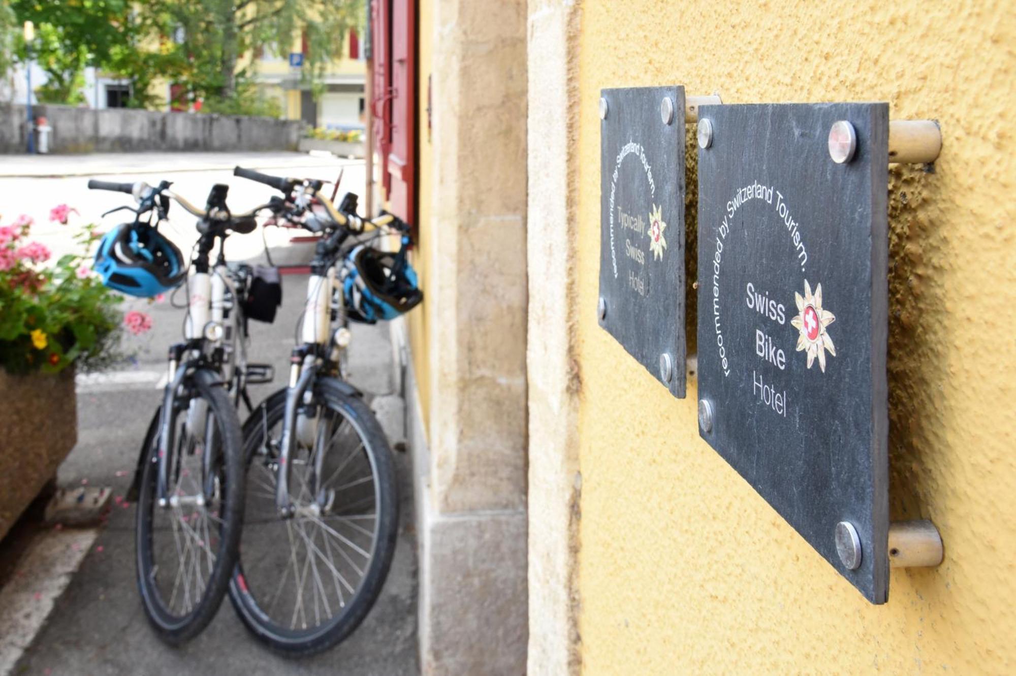 Hotel De L'Aigle Couvet Zewnętrze zdjęcie